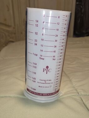 Pampered Chef Adjustable Measuring Cup 2 Cup Liquid & Dry